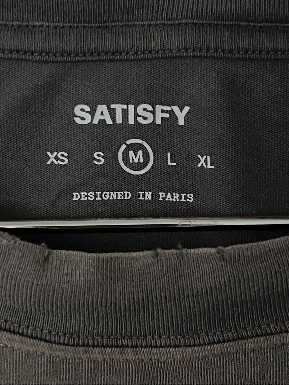 Satisfy Running MothTech T - Picture 4 of 4